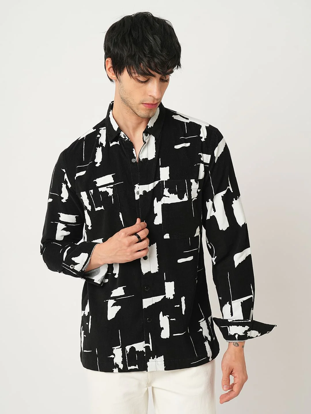 Artistic Achromatic Double Pocket Corduroy Shirt - Image 5