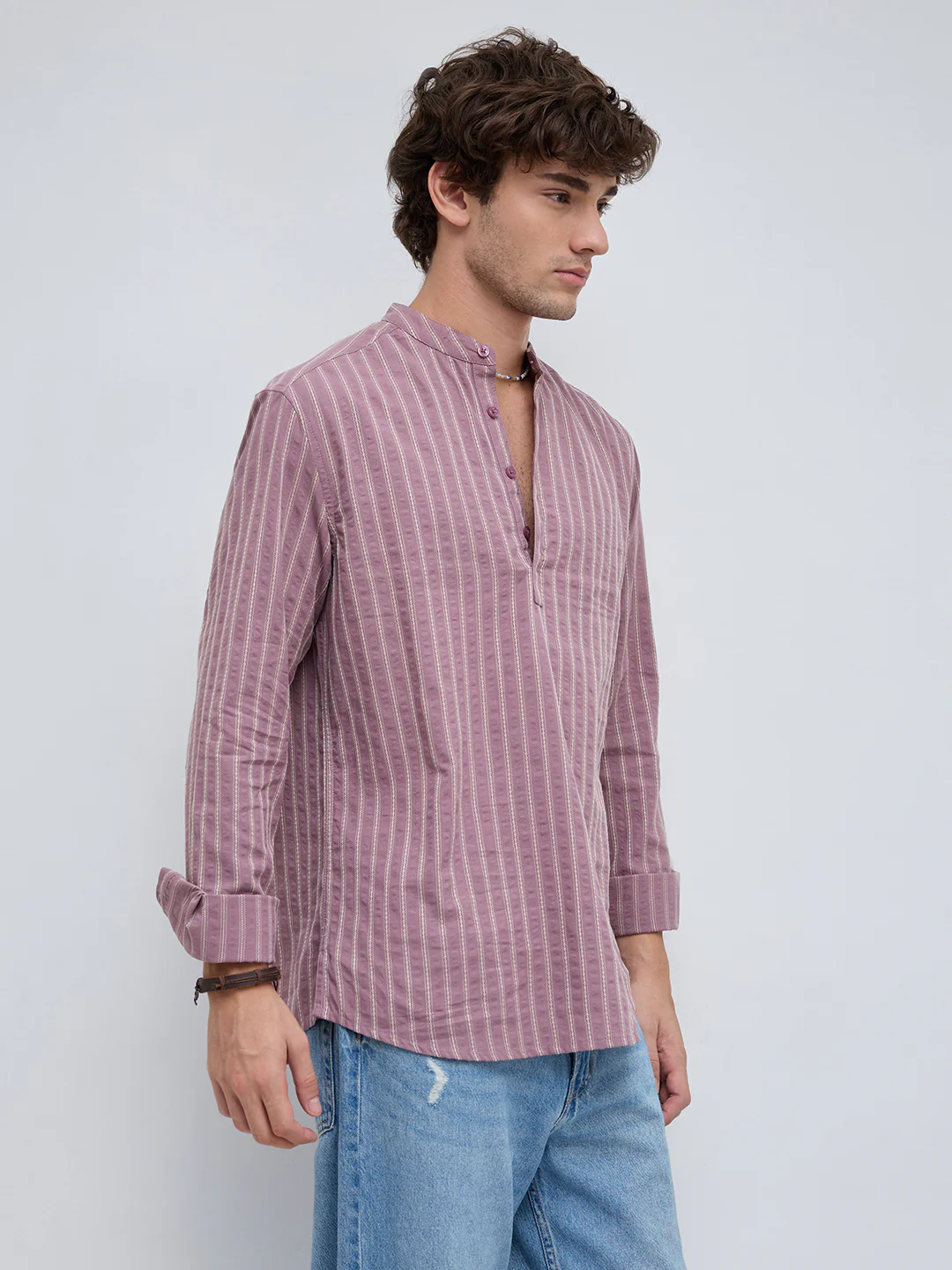 Luxe Raspberry Glace Motif Contrast Seersucker Embroidered Kurta - Image 6